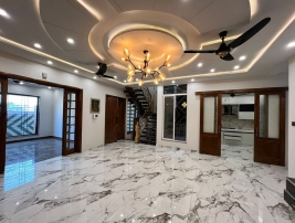 Luxury Brand New House 7.5 Marla For Sale