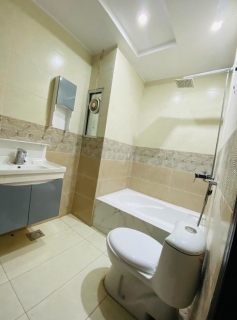 One Bed Luxurious Furnished Apartment For Sale Bahria Town Lahore Sector D , Lahore