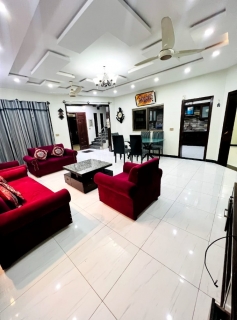 10 Marla luxury furnished fully house double UNIT for rent, Bahria Town Rawalpindi