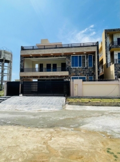 1 Kanal Brand new House for sale , C-18