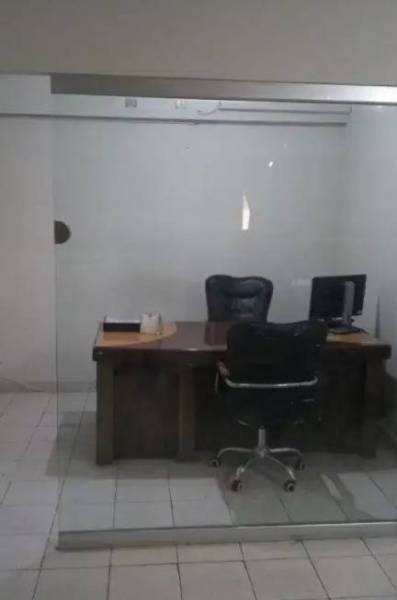  furnished office for rent