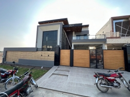 1 Kanal Brand new House for sale 