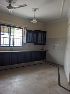 Kanal upper portion for rent in airport housing society, Airport Housing Society
