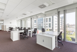 Book open plan office space for businesses of all sizes in Regus Mumtaz city.