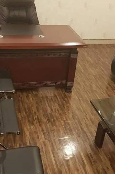  VIP SEMI FURNISHED OFFICE FOR RENT 2 WASHROOM WITH LIFT