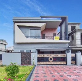 10 Marla designer house is available for sale in phase 8 bahria town Rawalpindi, Bahria Town Rawalpindi