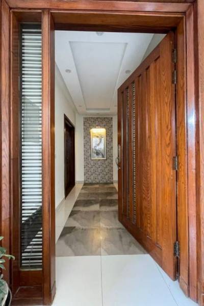 1 Kanal House for Sale in E-11/2 Islamabad, E-11