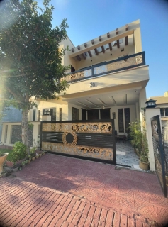8 Marla brand new Ground portion available for rent, Bahria Town