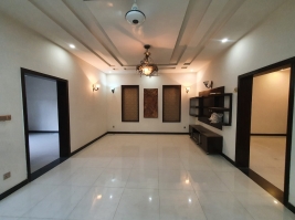 10 Marla House for rent , Bahria Town