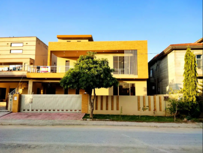 Bungalow Up For Sale DHA Phase II 1 Kanal Aesthetic Design 