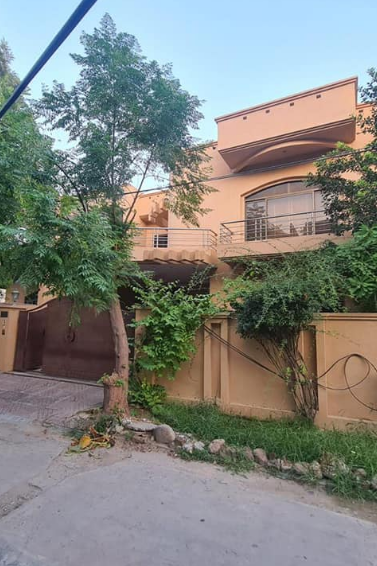 House for sale in check shahzad islamabad