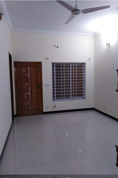 House for sale in G/13 islamabad