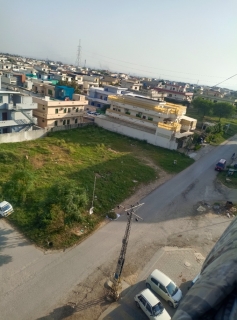 1.2 kana / 60x90 corner plot for sale in G-15 Islamabad , G-15
