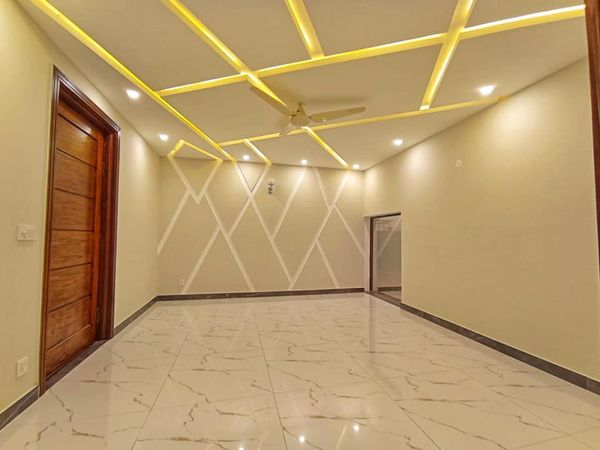 Beautiful 10 Marla  Brend New Double unit   Corner  For Sale, Bahria Town Rawalpindi