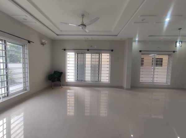 1 Kanal upper portion available for rent DHA phase 2 Islamabad , DHA Defence