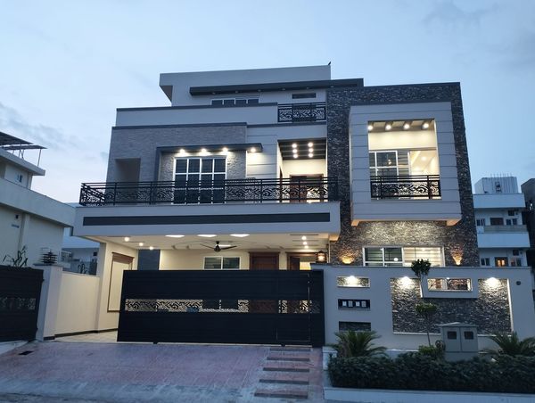 14 Marla 40 X 80 Brand New Modern Luxury House For Sale In G-13 Islamabad, G-13